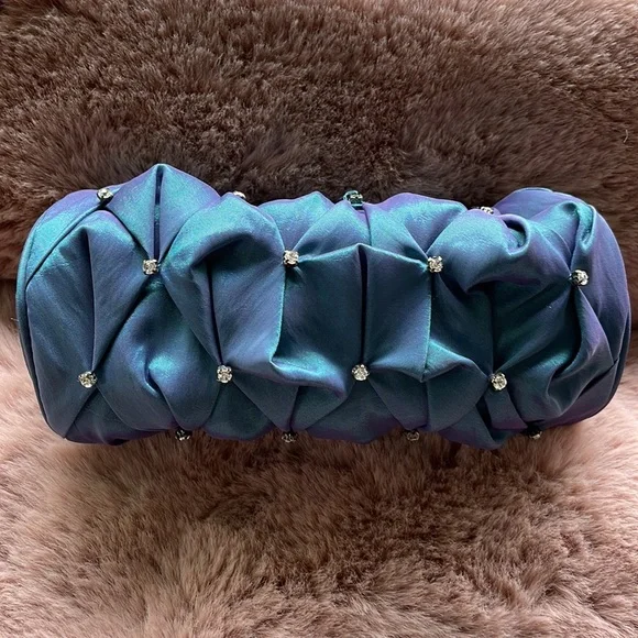 Super Cute Bluish purple mini bag  w/rhinestone accents. - Picture 5 of 7